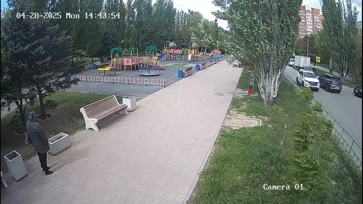 В городе-спутнике Волгограда Волжском ищут женщину, которая украла только что высаженные в клумбы цветы. Кражи попали в ... в Волжском, 29.04.2025 в 13:30