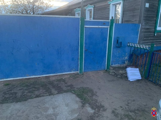 В Камышинском районе полицейские задержали подозреваемого в краже имущества из частного дома. в Волжском, 01.05.2025 в 13:30