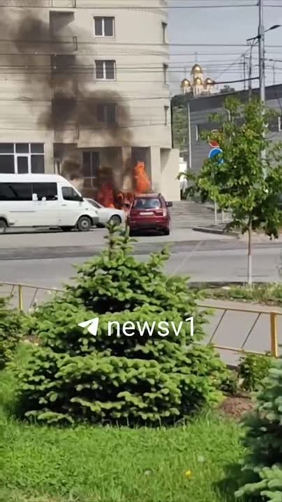 Момент ДТП в Центральном районе попал на видео в Волжском, 14.05.2025 в 11:30