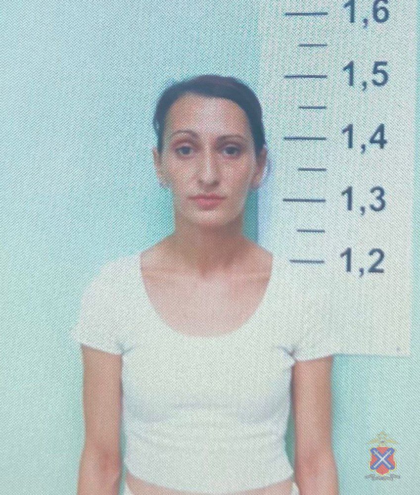 В Михайловке задержана подозреваемая в краже денег из дома пенсионерки в Волжском, 14.06.2025 в 13:00