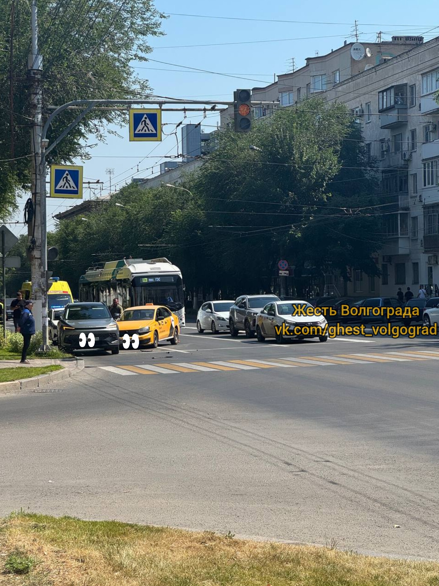 Авария на Рабочекрестьянской около КИМ в Волжском, 18.07.2025 в 13:30