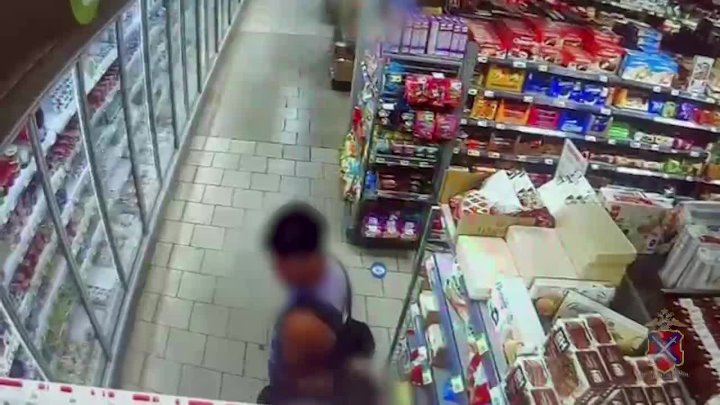 В Волгограде полицейские задержали подозреваемых в серии краж из магазинов в Волжском, 22.08.2025 в 18:30