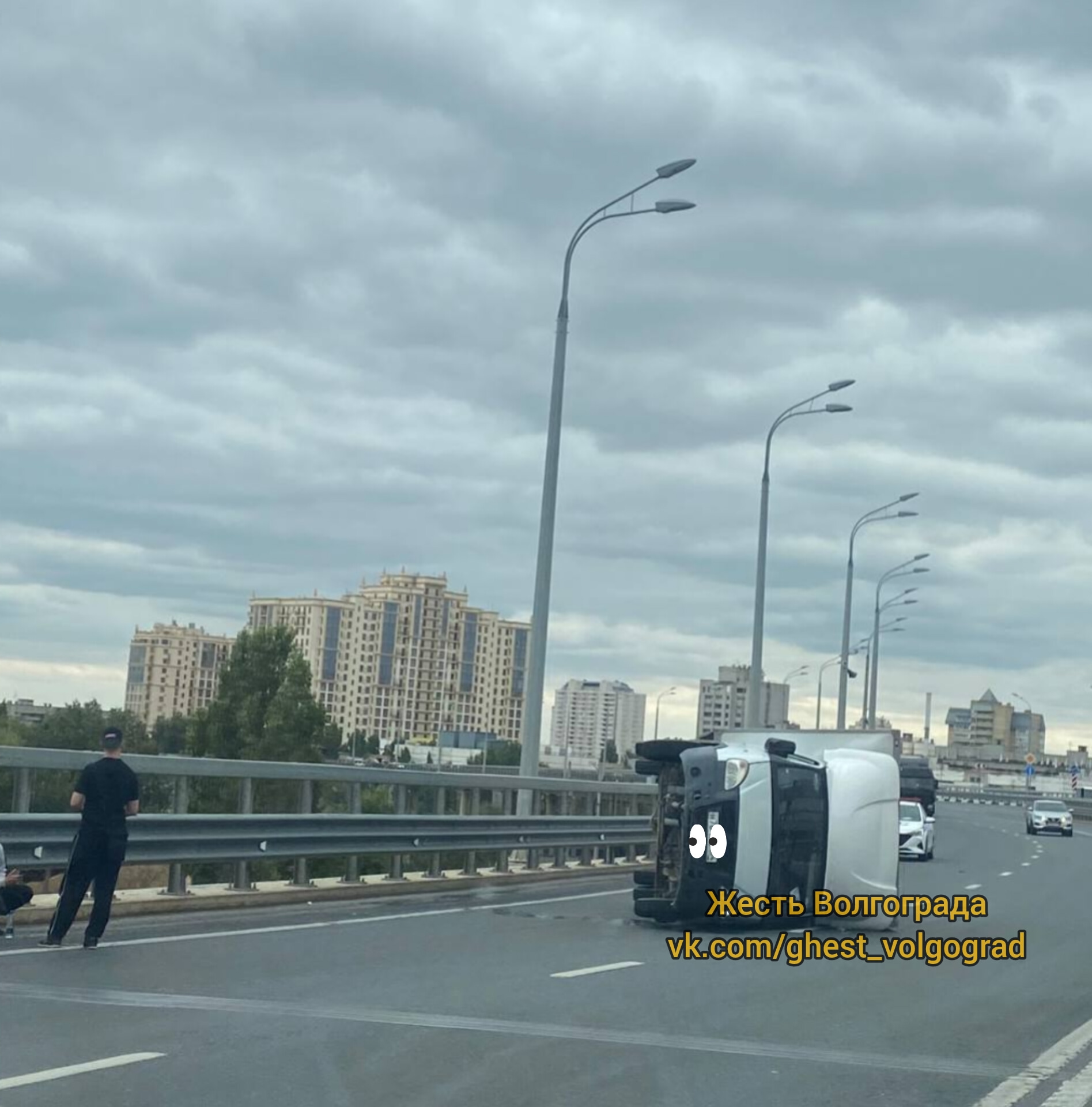 ДТП на мосту между первой и второй продольной в Волжском, 05.09.2025 в 18:00