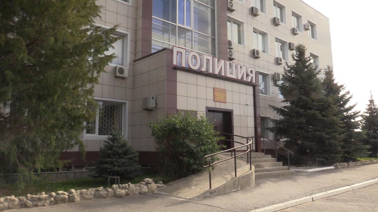 Полиция Камышина расследует уголовное дело по факту интернет - мошенничества при покупке на сайте объявлений в Волжском, 24.09.2025 в 18:30