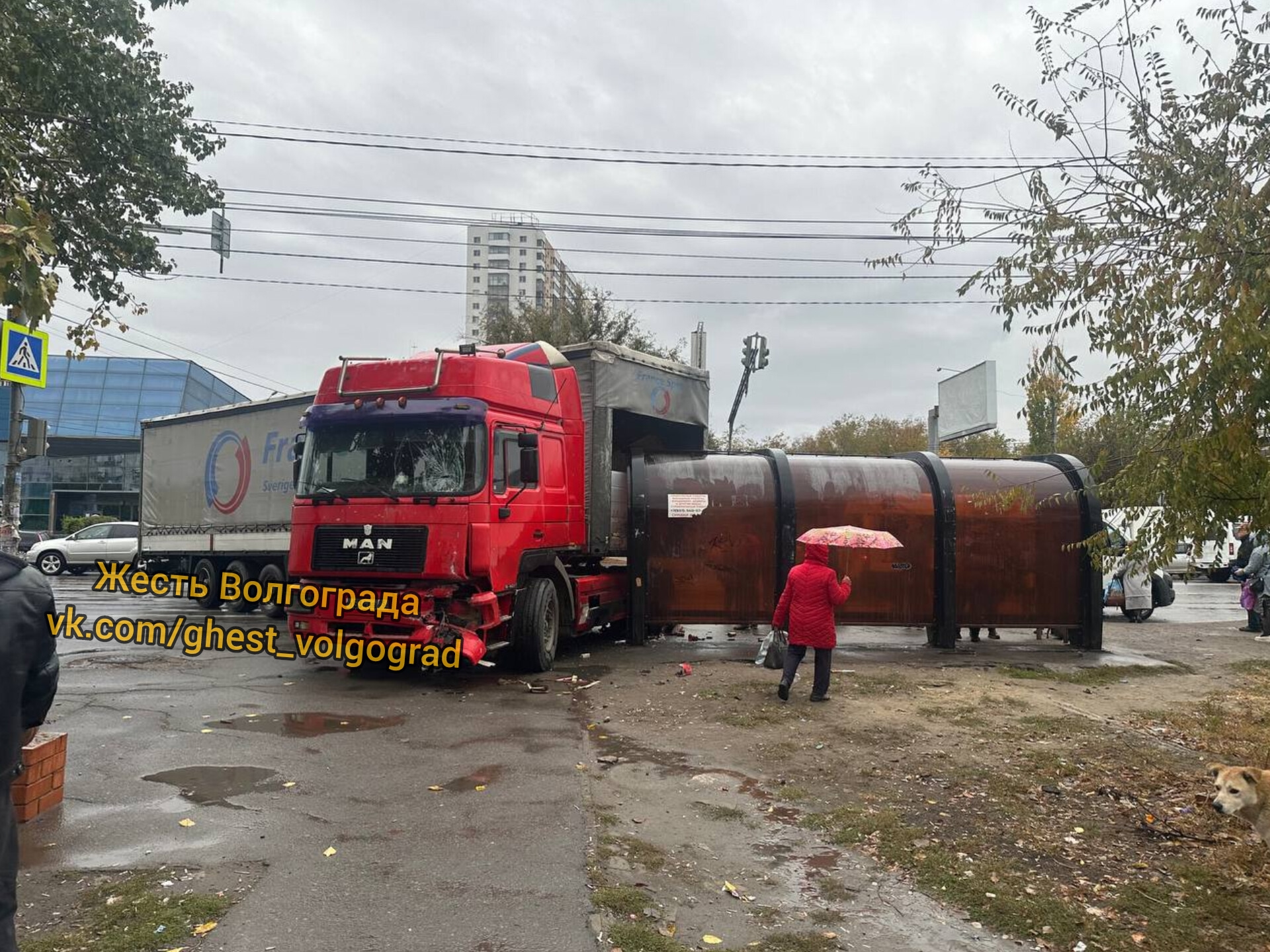Красноармейский район, остановка Пролетарская. в Волжском, 19.10.2025 в 12:00