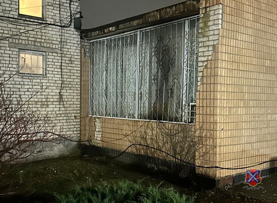 В Иловлинском районе полицейские задержали подозреваемого, пытавшегося поджечь здание микрофинансовой организации  в Волжском, 14.11.2025 в 14:30