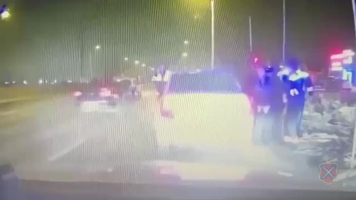 В Дзержинском районе полицейские задержали несовершеннолетнего подозреваемого в убийстве женщины  в Волжском, 03.12.2025 в 19:30