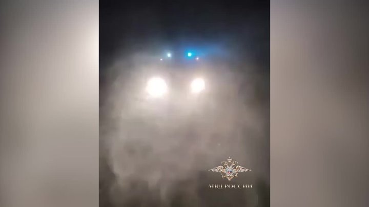 В Волгоградской области участковый майор полиции Эльдар Искаринов и спасатели МЧС спасли из снежного плена 16‑летнего по... в Волжском, 28.12.2025 в 16:00