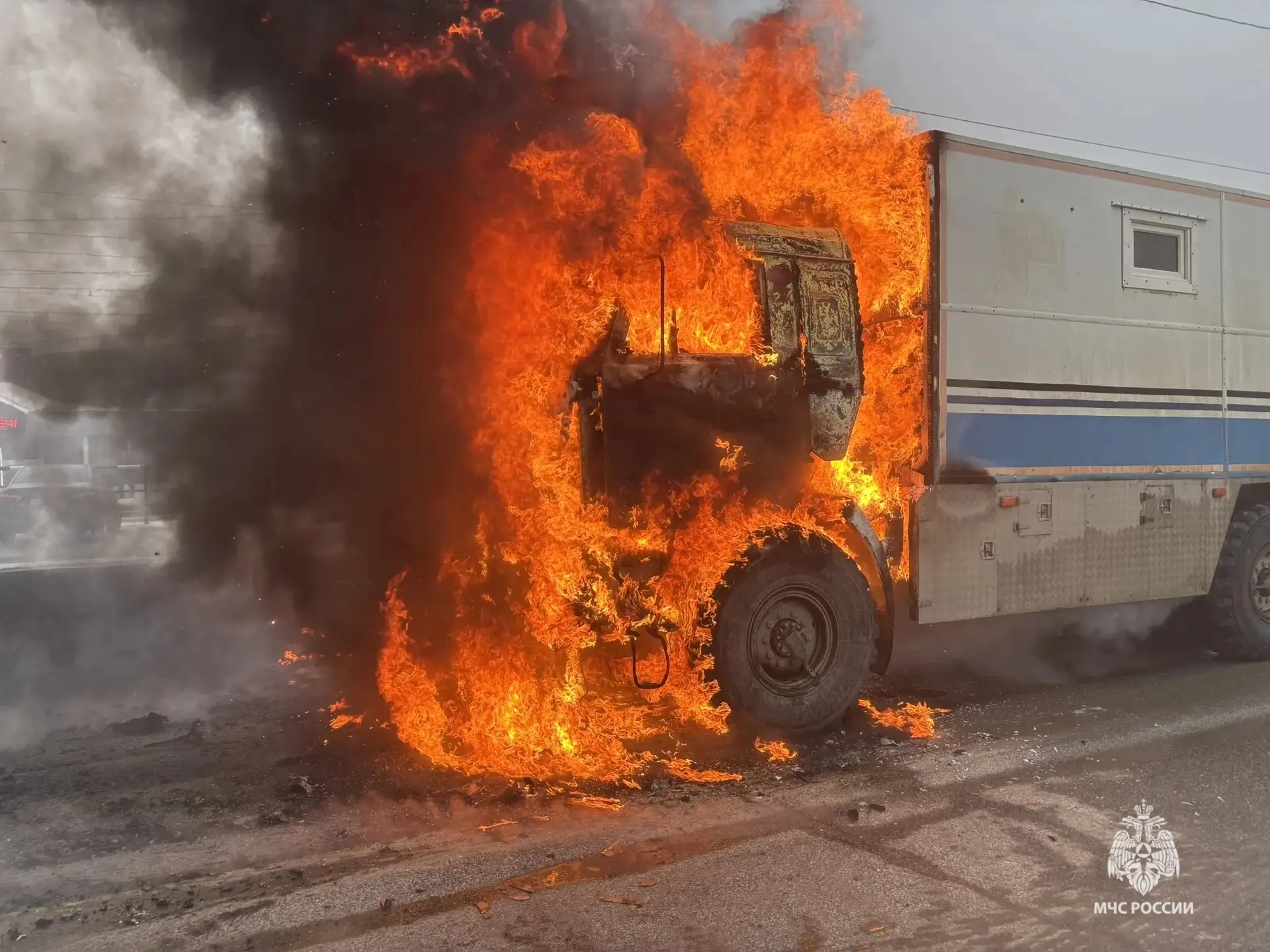В Волгограде огнеборцы потушили грузовик  в Волжском, 31.01.2026 в 17:00