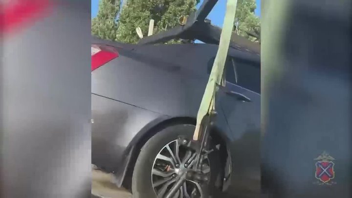 Полицейские задержали подозреваемого в мошенничестве при эвакуации автомобилей в Волжском, 13.02.2026 в 16:30